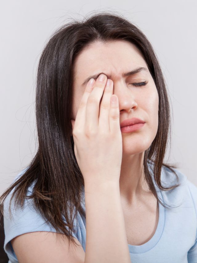 Read more about the article YOGA POSES FOR EFFECTIVE FATIGUE RELIEF