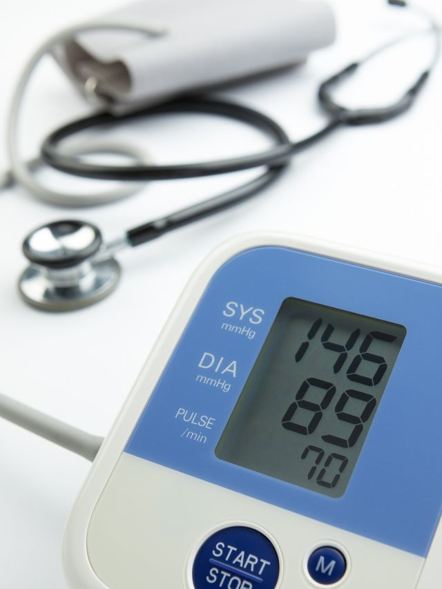 Read more about the article Yoga Poses to Manage Hypertension