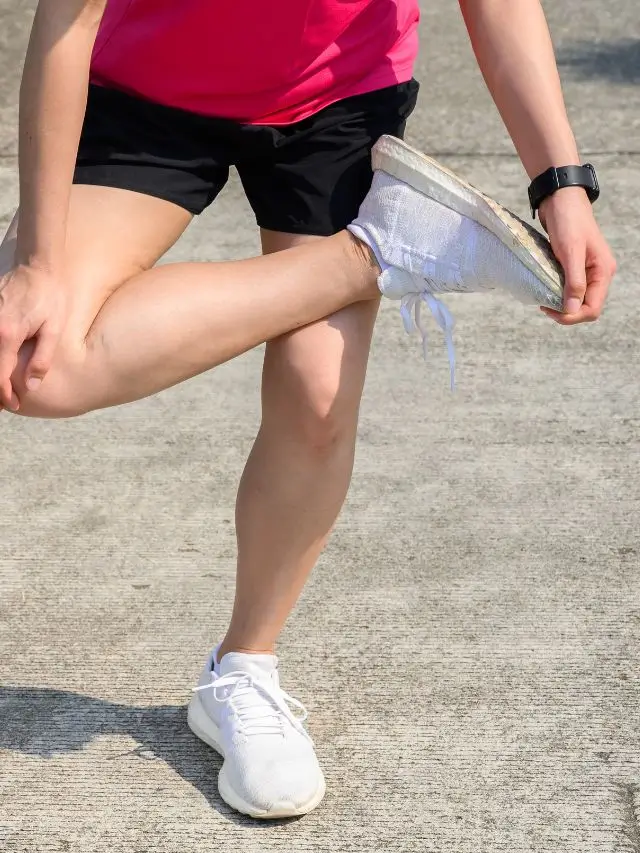 Read more about the article YOGA POSES FOR TIGHT IT BAND