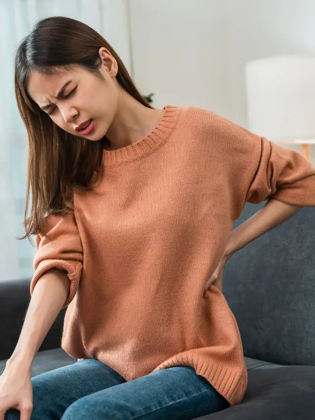 Read more about the article YOGA POSES FOR CHRONIC PAIN MANAGEMENT