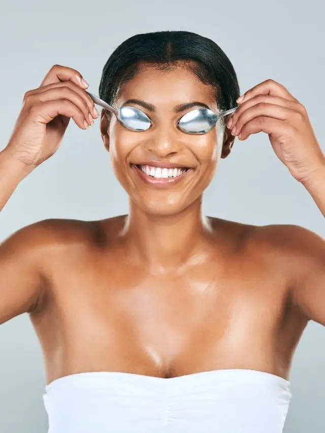 Read more about the article YOGA FOR PUFFY EYES