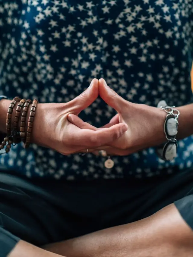 Read more about the article POWERFUL YOGA MUDRAS FOR WELLBEING