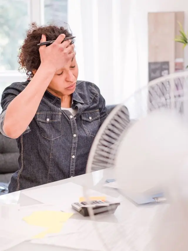 Read more about the article YOGA ASNAS TO PERFORM DURING HUMID WEATHER